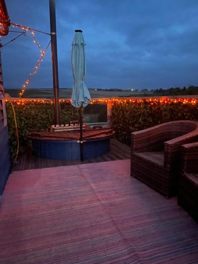 Croft B&B Accommodation With Hot Tub Gamrie Exterior photo